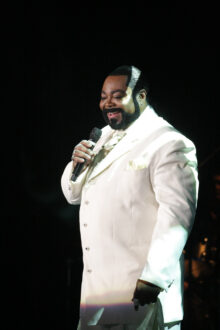 LEGENDS IN CONCERT BARRY WHITE