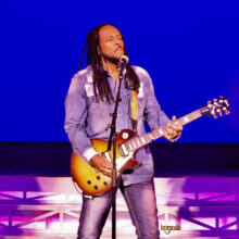 Legends in Concert One Gunn as Bob Marley