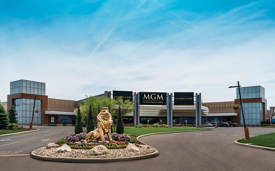 https://mgmnorthfieldpark.mgmresorts.com/